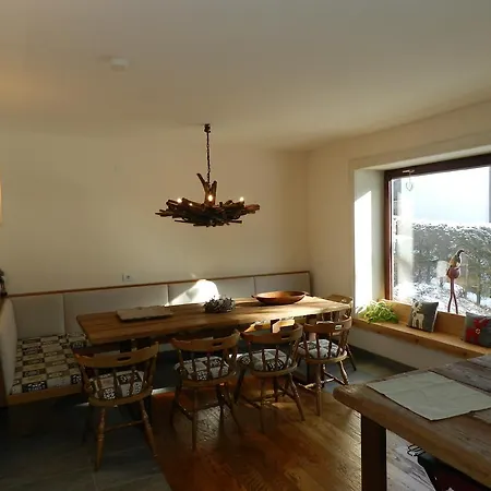 Haus Matthias By Isa Agentur